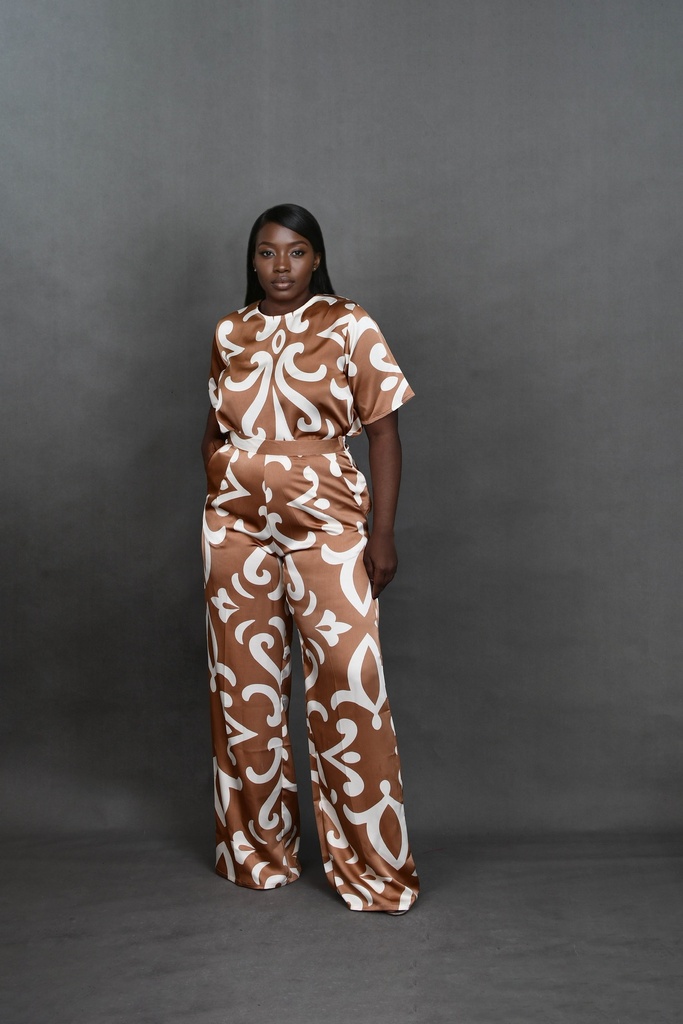 Meena Krys Pants Set