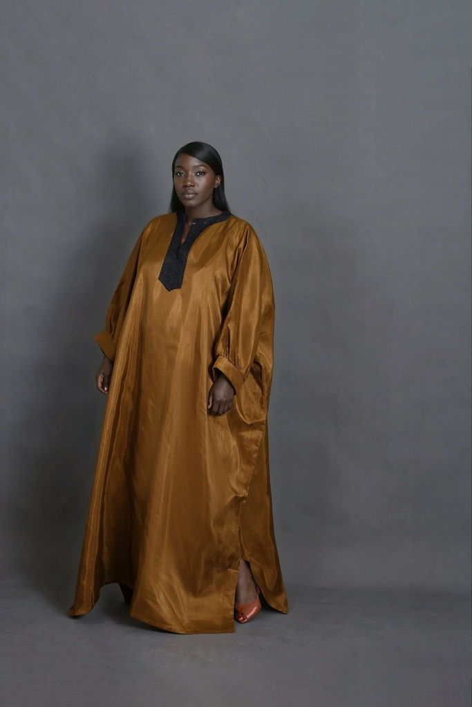 Elae G Bota Track Bubu