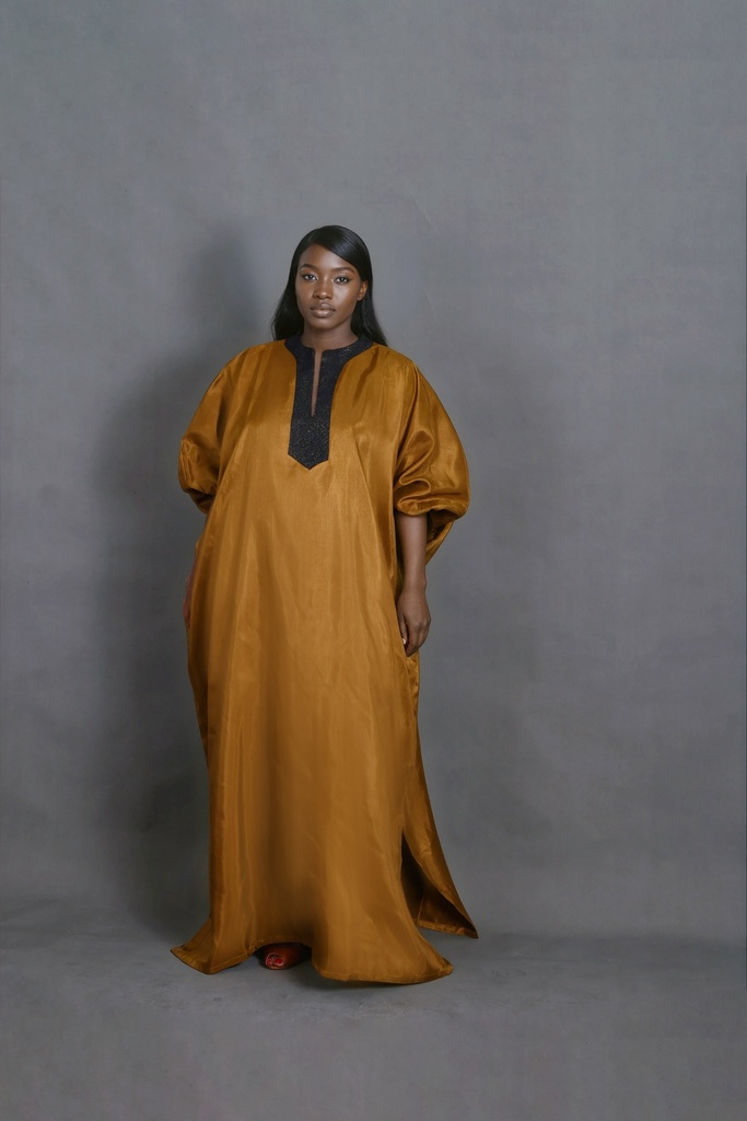 Elae G Bota Track Bubu