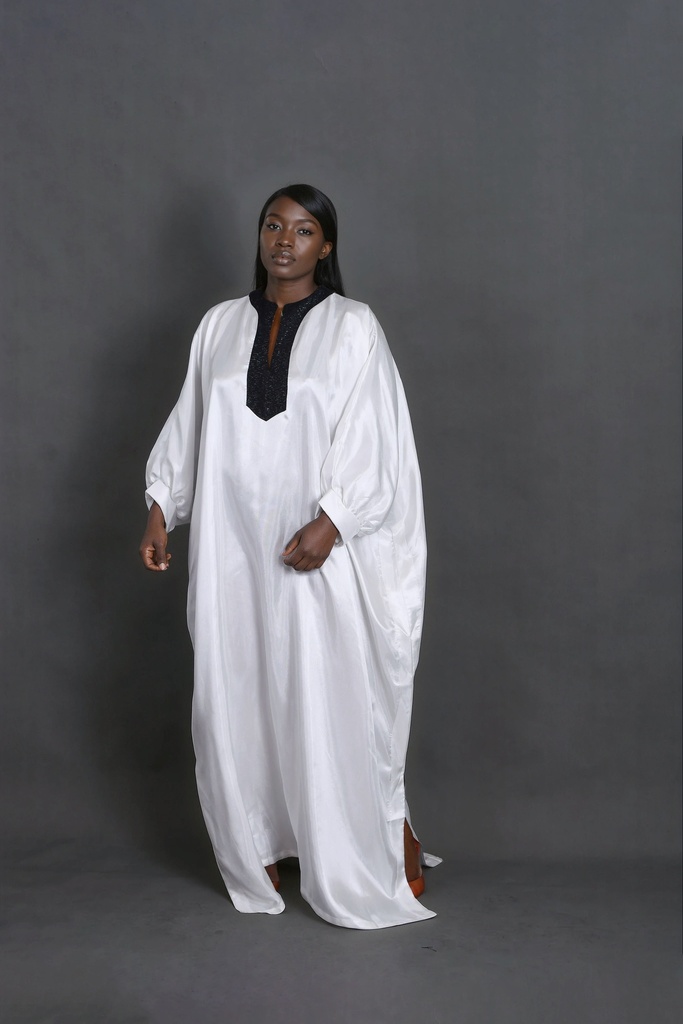 Elae W Bota Track Bubu